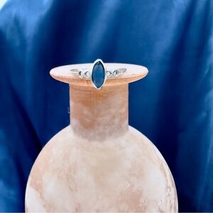ꕥ New Artisanal handmade 92.5 natural sapphire ring